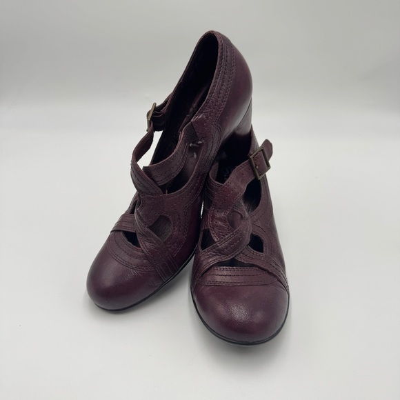Clarks Shoes - Indigo By Clarks Vintage Retro Leather Y2K Heels Plum Size 9m Rare